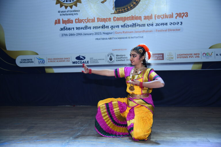 Miss.Rajasi Deshpande in Solo Junior category