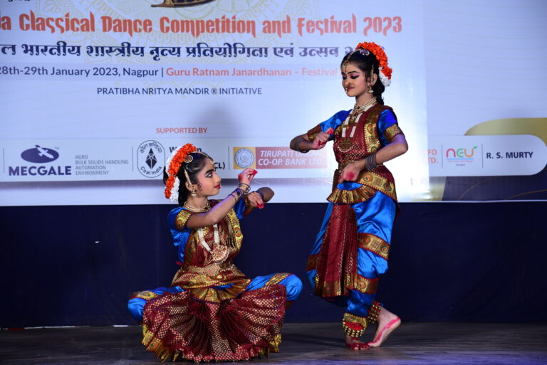 Miss.Swara Patre and Miss.Avani Kalmegh in Duet Junior Category
