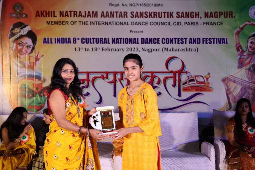 Miss. Mruja Padalkar received second prize in solo junior category
