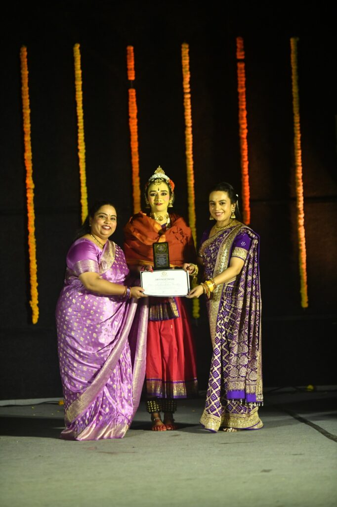 Purvai's 4th Arangetram by Ms.Aakanksha Borkar.