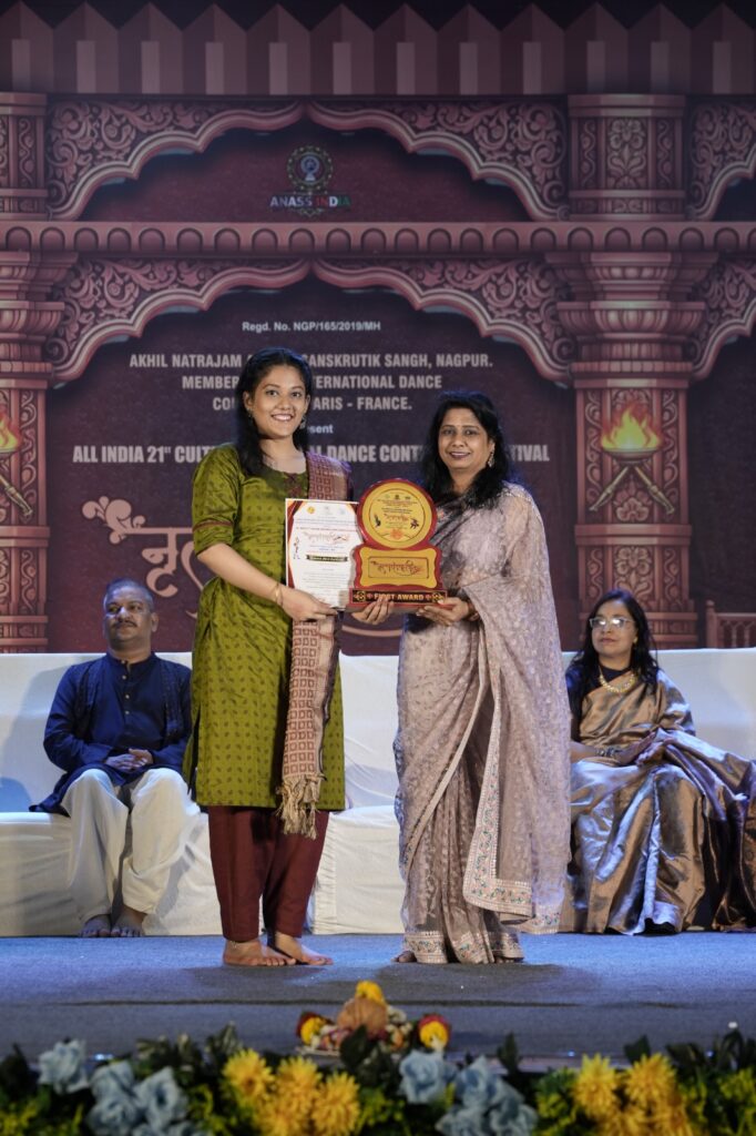 Students bring Laurels at Dance Competition Held in Nagpur